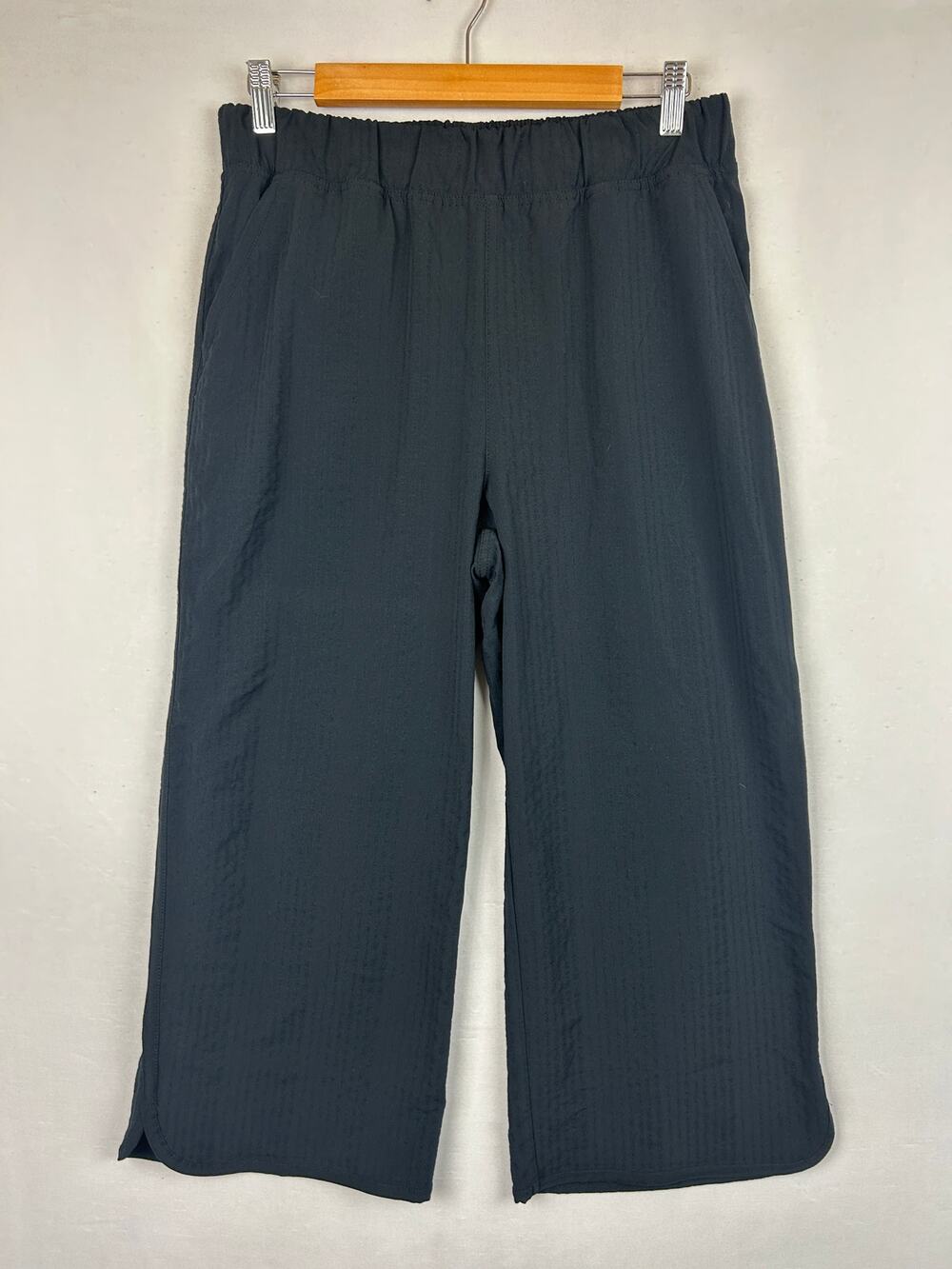 Title Nine Slaycation Wide Leg Cropped Pants Black TN-270902 Women's Size M